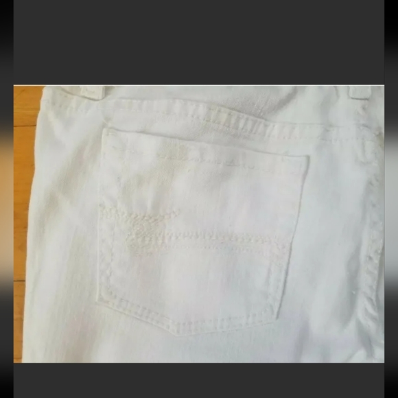Rue 21 Women's White Jeans Size 9/10 Skinny/Slim - Picture 6 of 9